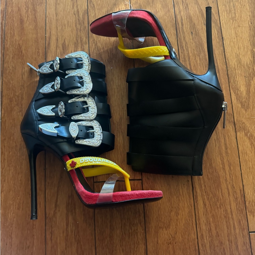 DSQUARED2 gothika heels